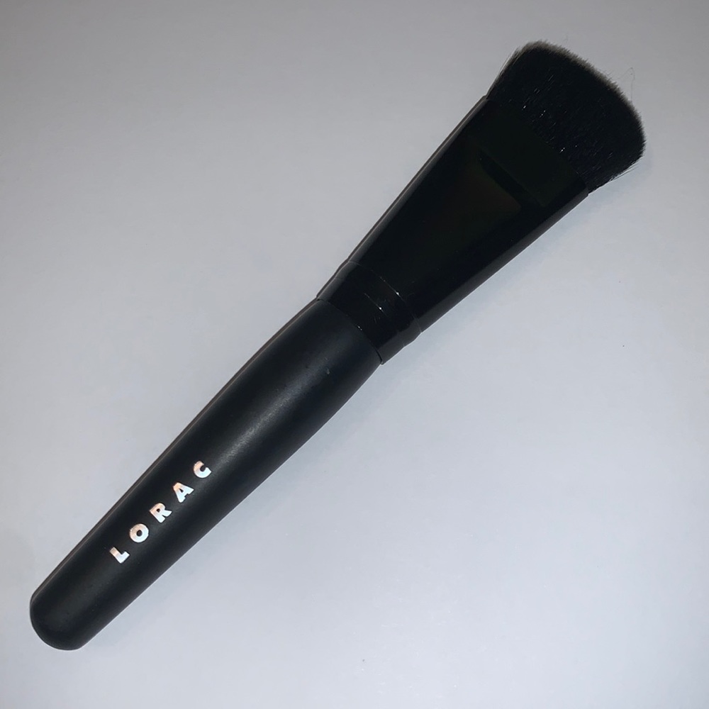Lorac Countour Brush